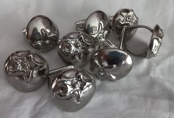 Napkin rings (silver colour)