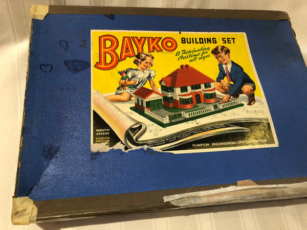 Bayko Building Set no 2 with Instruction Manual (may be incomplete)